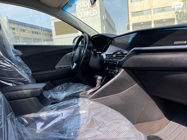 קיה נירו פלוס