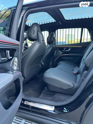 מרצדס-בנץ EQS SUV