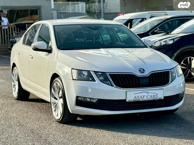סקודה אוקטביה
