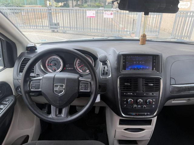 דודג' קראוון