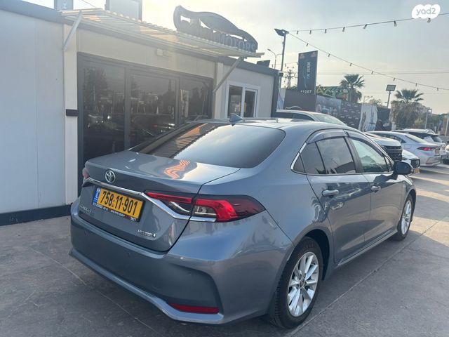 טויוטה קורולה