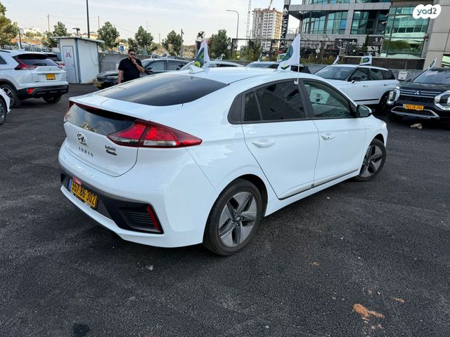 יונדאי איוניק