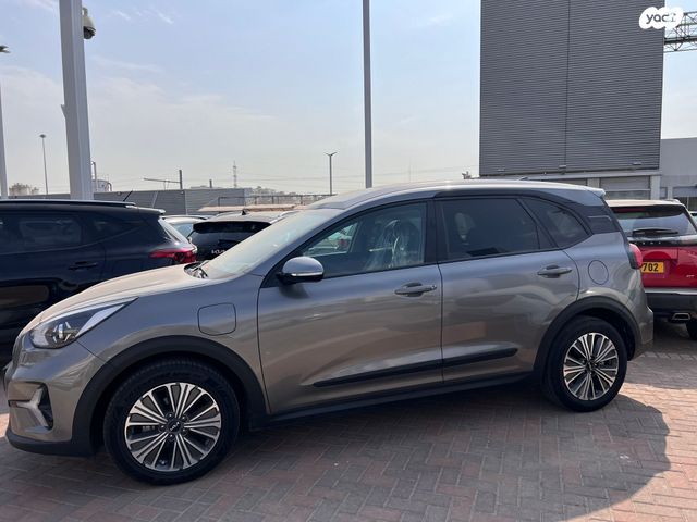 קיה נירו פלוס