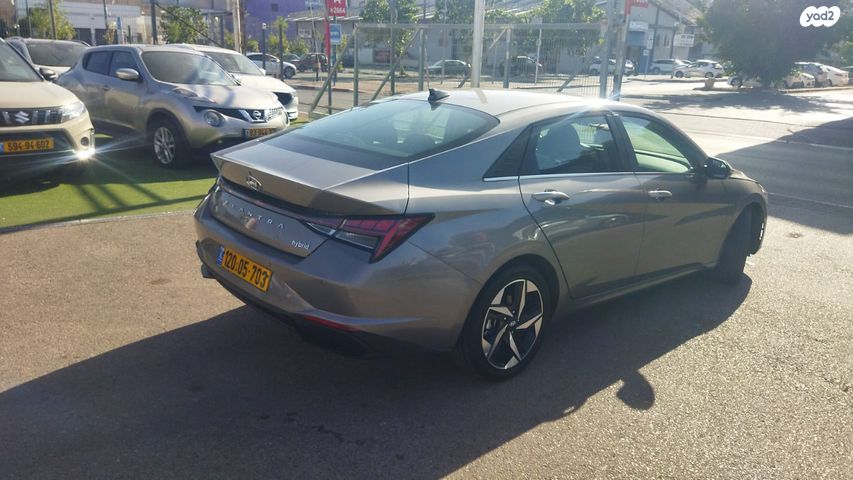 יונדאי אלנטרה