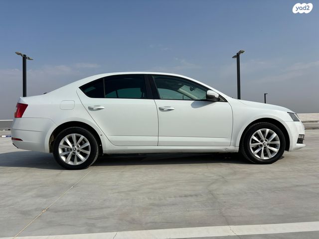 סקודה אוקטביה