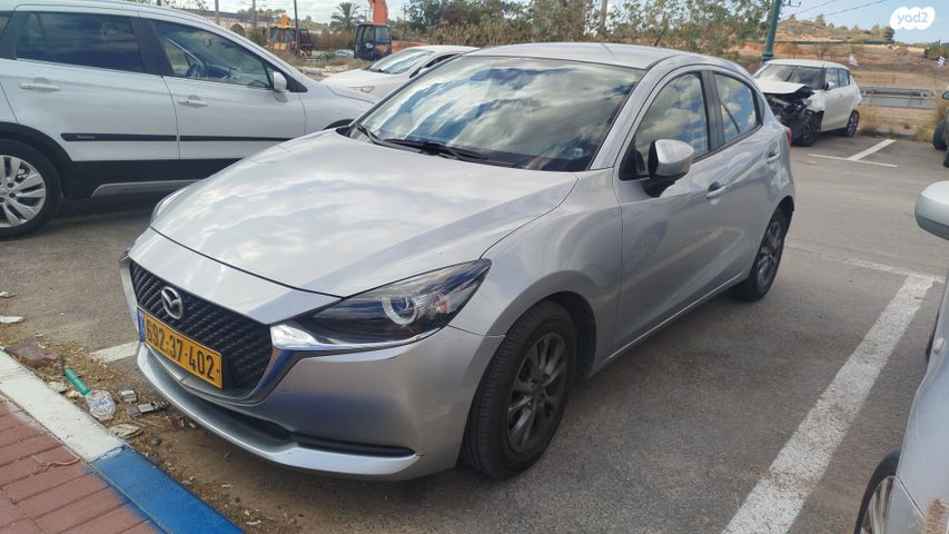 מודעת רכב מאזדה 2