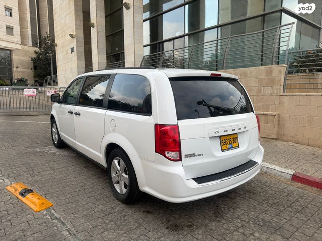 דודג' קראוון