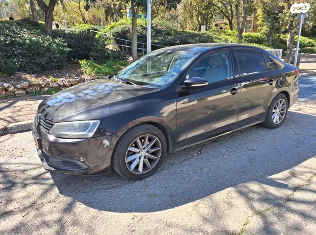 מודעת רכב פולקסווגן ג'טה 