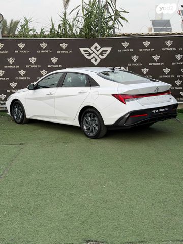 יונדאי אלנטרה