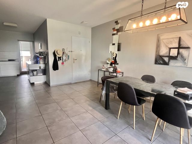 דירה, סמטת רותם 5, שיכון המסילה, פרדס חנה כרכור