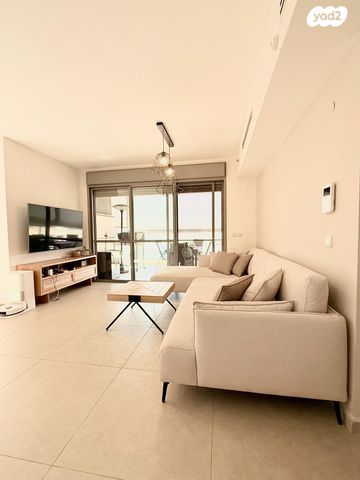 שדרות מקס ואמפרו שיין 4