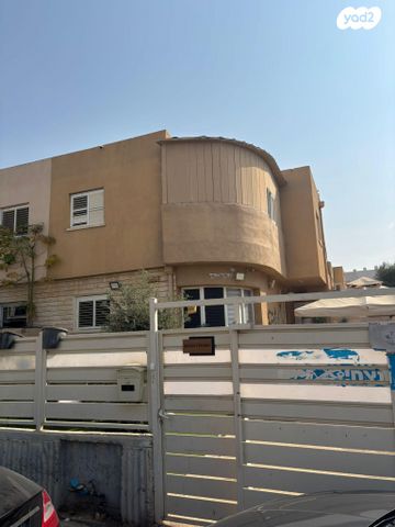 יוכבד בת מרים 19