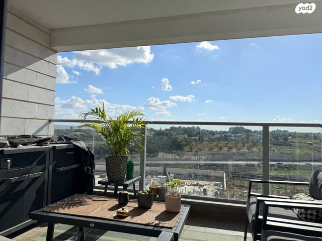 דירה, אהבת אדם 66, שרונה, כפר יונה