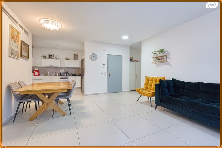 דירה, שדרות עמק האלה 16, שקמים ואגמים, אשקלון