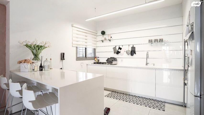 דירה, מרדכי בן דרור 14, נווה דקלים, פתח תקווה