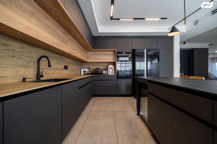 גג/ פנטהאוז, משה דוד מייזנר 8, כפר גנים ג, פתח תקווה