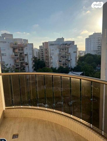 דירה, הרב נריה 9, נאות שקמה, ראשון לציון