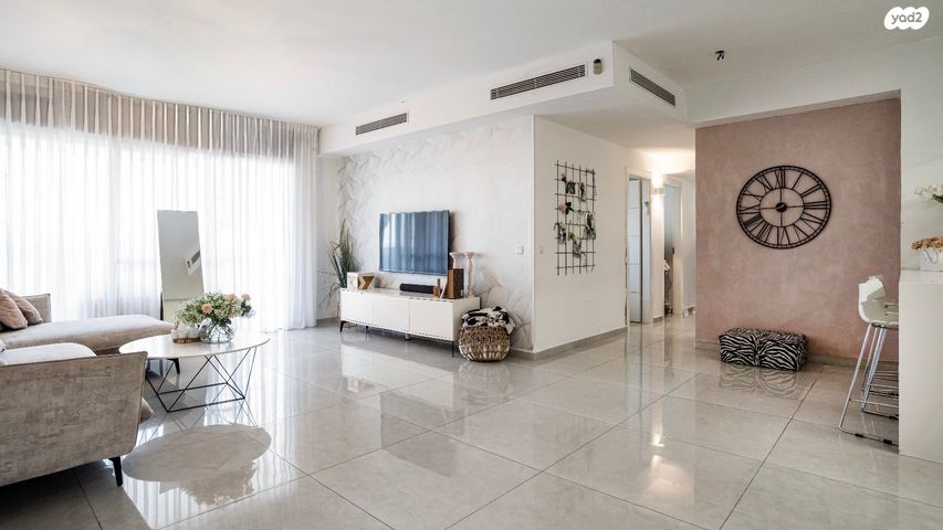 דירה, מרדכי בן דרור 14, נווה דקלים, פתח תקווה