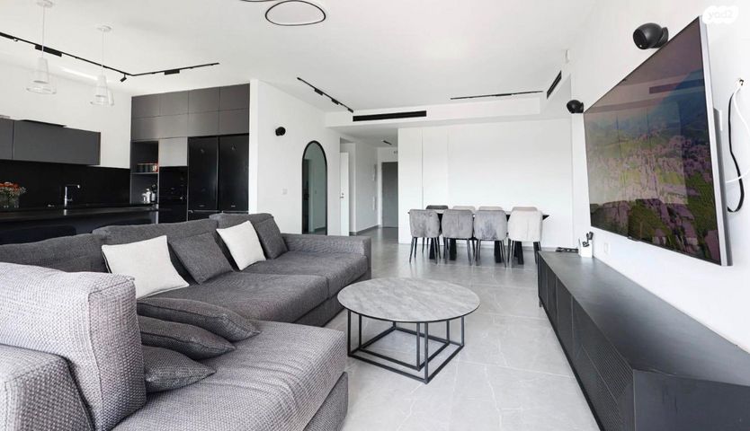 דירה, שדרות ירושלים 30, מרכז העיר דרום, נתניה