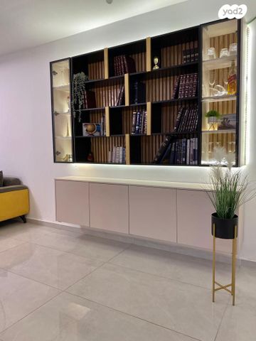 דירה, יהודה הלוי 42, מרכז העיר דרום, נתניה