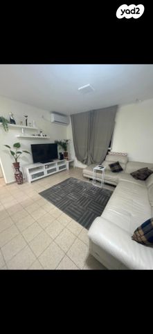 אהרון לובלין 30