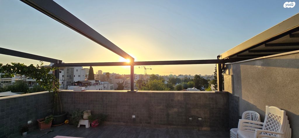 גג/ פנטהאוז, אריה לייב יפה 47, הרצליה הירוקה, נווה עובד, הרצליה