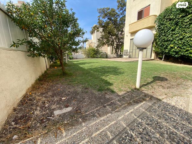 בית פרטי/ קוטג', נרקיס 14, בנה ביתך, קרית ים