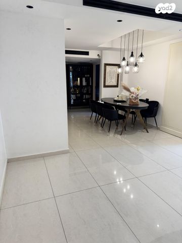 גג/ פנטהאוז, משה קהירי 45, רמות הרכס, באר שבע