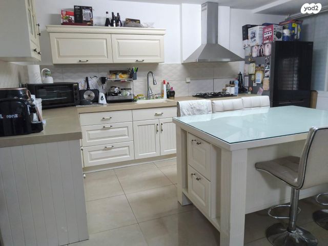 דירה, צבי פנקס 5, מרכז עפולה עלית, עפולה