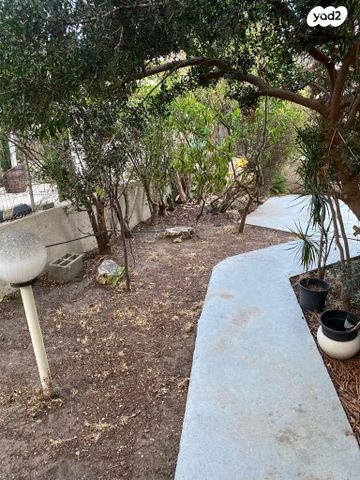 בית פרטי/ קוטג', נרקיס 14, בנה ביתך, קרית ים