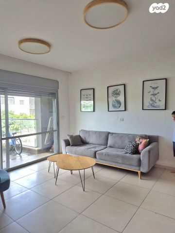 דירה, מילכה וולפסון 4, בר לב, מזכרת בתיה