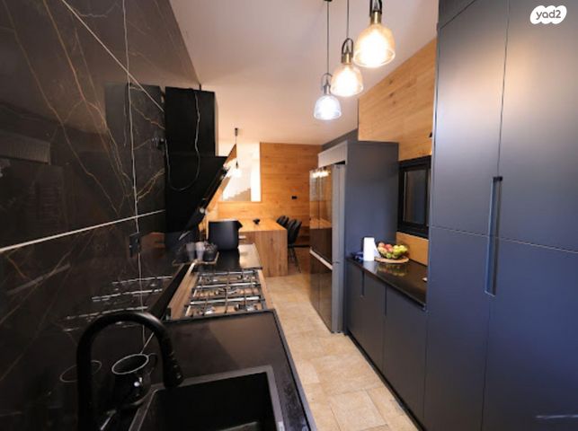 בית פרטי/ קוטג', אודם 16, נווה אורנים, צפת