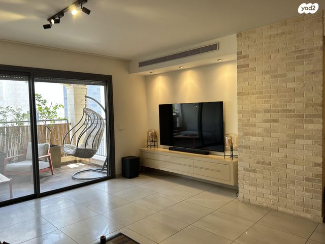 דירה, שלמה המלך 26, רסקו ג', הוד השרון