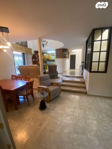 בית פרטי/ קוטג', נרקיס 14, בנה ביתך, קרית ים