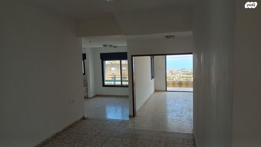 דירה, השופטים 21, אחוזת כנרת, טבריה