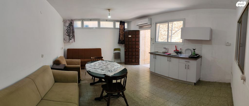 כיכר מודיעין 15