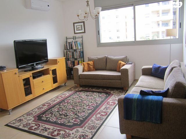 סאבלט, עקיבא 101, קרית אליהו גולומב, רעננה