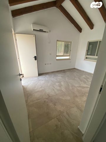 דירה, שדמות דבורה, שדמות דבורה, שדמות דבורה