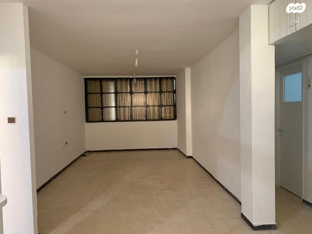 דירה, אסתר המלכה 31, נווה דוד, חיפה