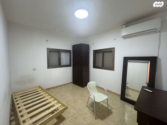 שדרות אבא חושי 240