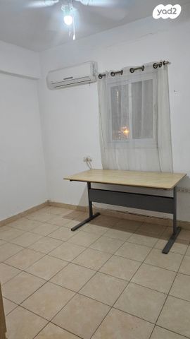 דירה, משעול סוכות 4, שכונה ד', באר שבע