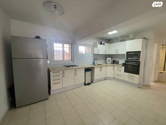 דירת גן, שבתאי הנגבי 71, גילה, ירושלים