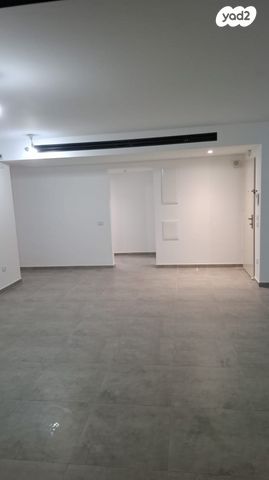 חיים הרצוג 35