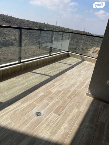 דירה, הערבה 18, גבעת טל, אלפי מנשה