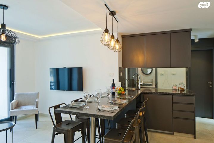 דירה, כורש 14, מרכז העיר, ירושלים