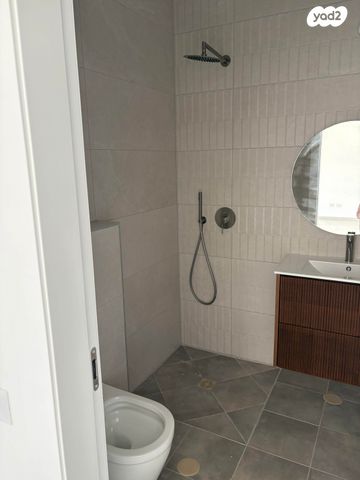 דירה, יצחק ויטנברג 2, פסגת הדר / נווה עוז הירוקה, פתח תקווה