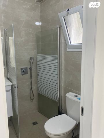 דירה, יגור 18, נווה פז, חיפה