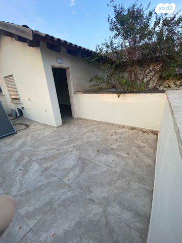 דירה, שדמות דבורה, שדמות דבורה, שדמות דבורה