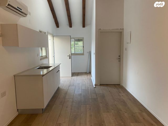 דירה, שדמות דבורה, שדמות דבורה, שדמות דבורה