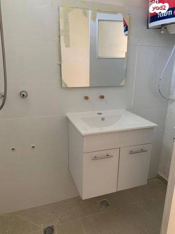 דירה, אסתר המלכה 31, נווה דוד, חיפה